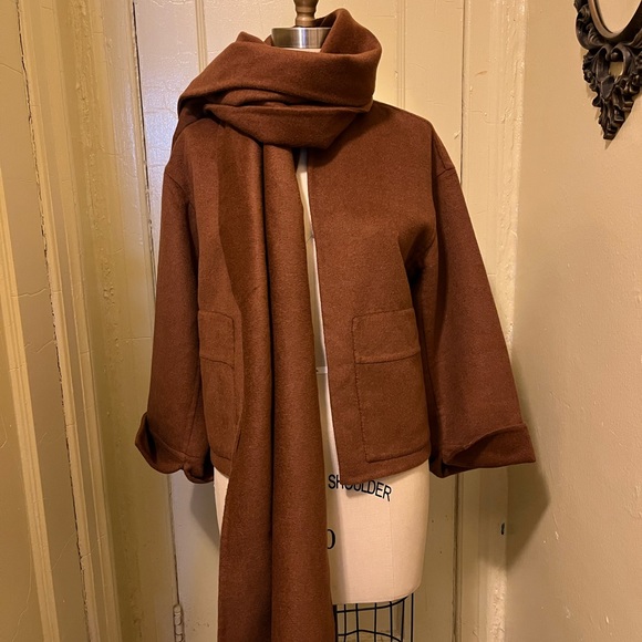 Double faced crop Jacket by House of Harlow 1960. Brown wool blend. Hip & sporty - Picture 2 of 11